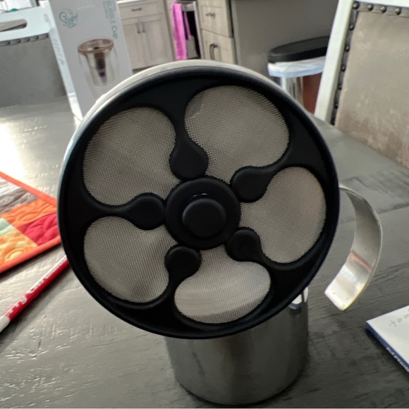 Steeped Tea Stainless Steel Milk Frother - Picture 4 of 6